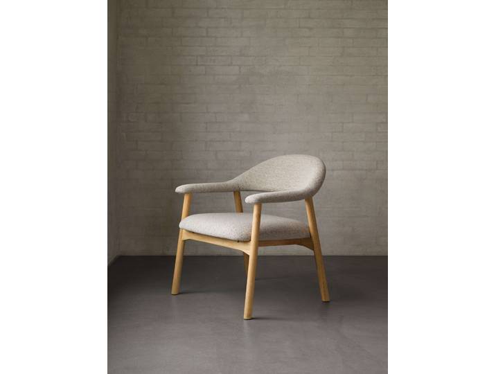 Loungesessel ACTONA GROUP Addi , beige, B:70cm H:76cm T:70,5cm, 96% Polyester, 4% Acryl, Sessel, Loungesessel, Gepolstert, Stoff-Bezug, mit Armlehnen, Eichenbeine