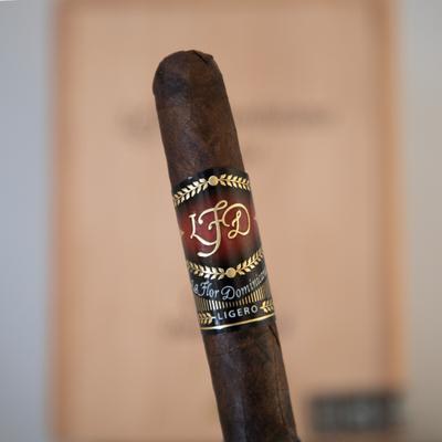 La Flor Dominicana Ligero Cabinet
