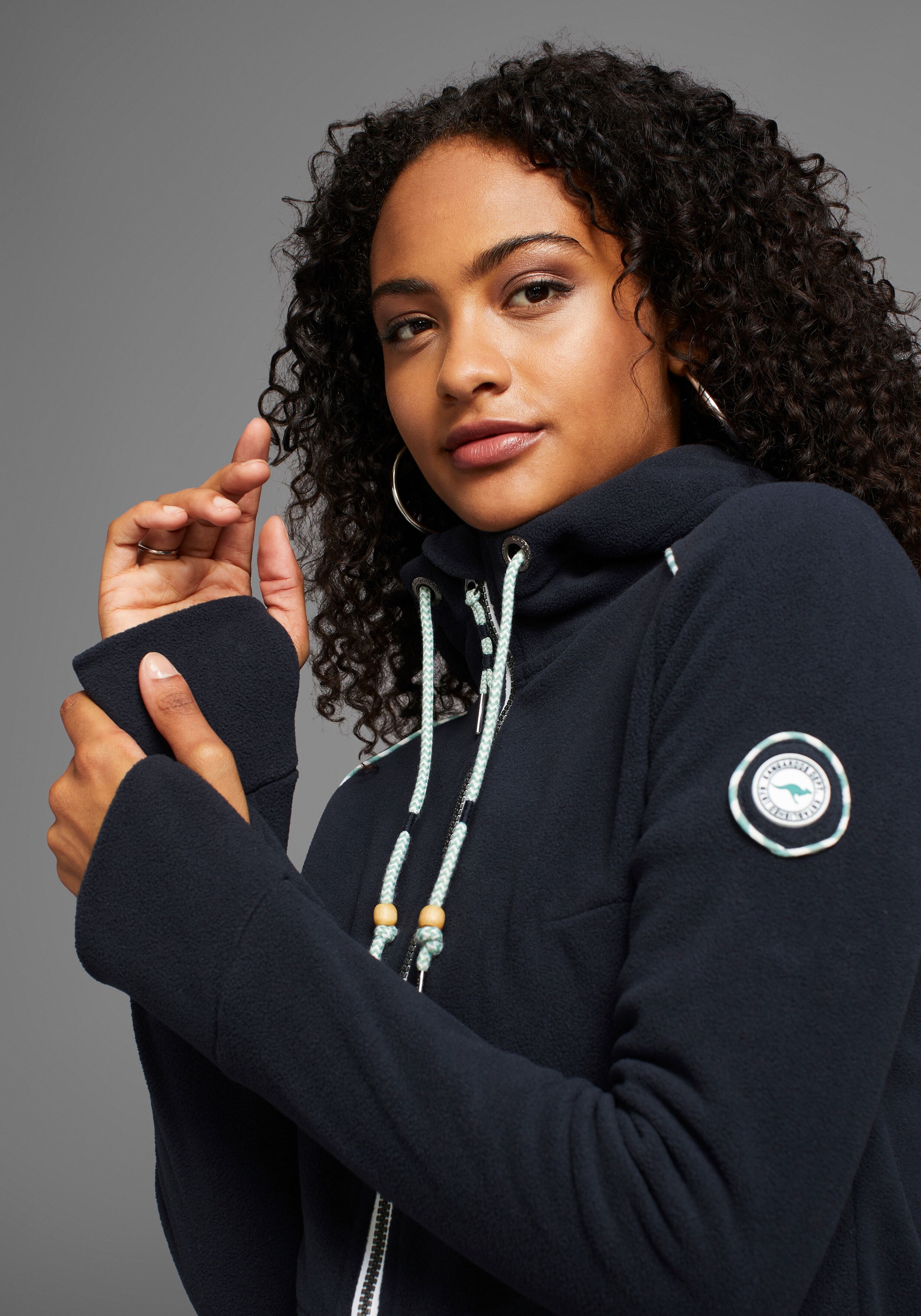 Fleecejacke KANGAROOS, Damen, Gr. 52/54, blau (navy), Fleece, Obermaterial: 100% Polyester, bequem hüftbedeckend, Jacken Fleecejacke, figurbetonte Passform, mit Kapuze und Kordelzug, Übergangsjacke, Topseller