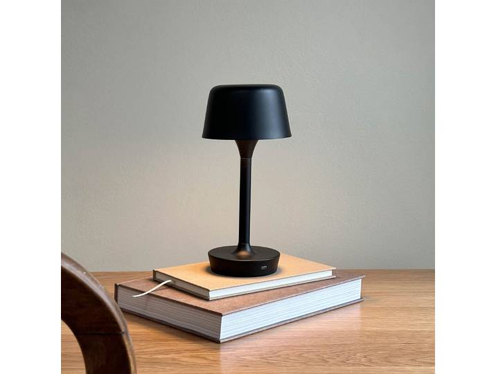 FLOW LED Portable Tischleuchte Schwarz - Dyberg Larsen - Wohnzimmer - Skandinavisch - Metall - Mit Schirm