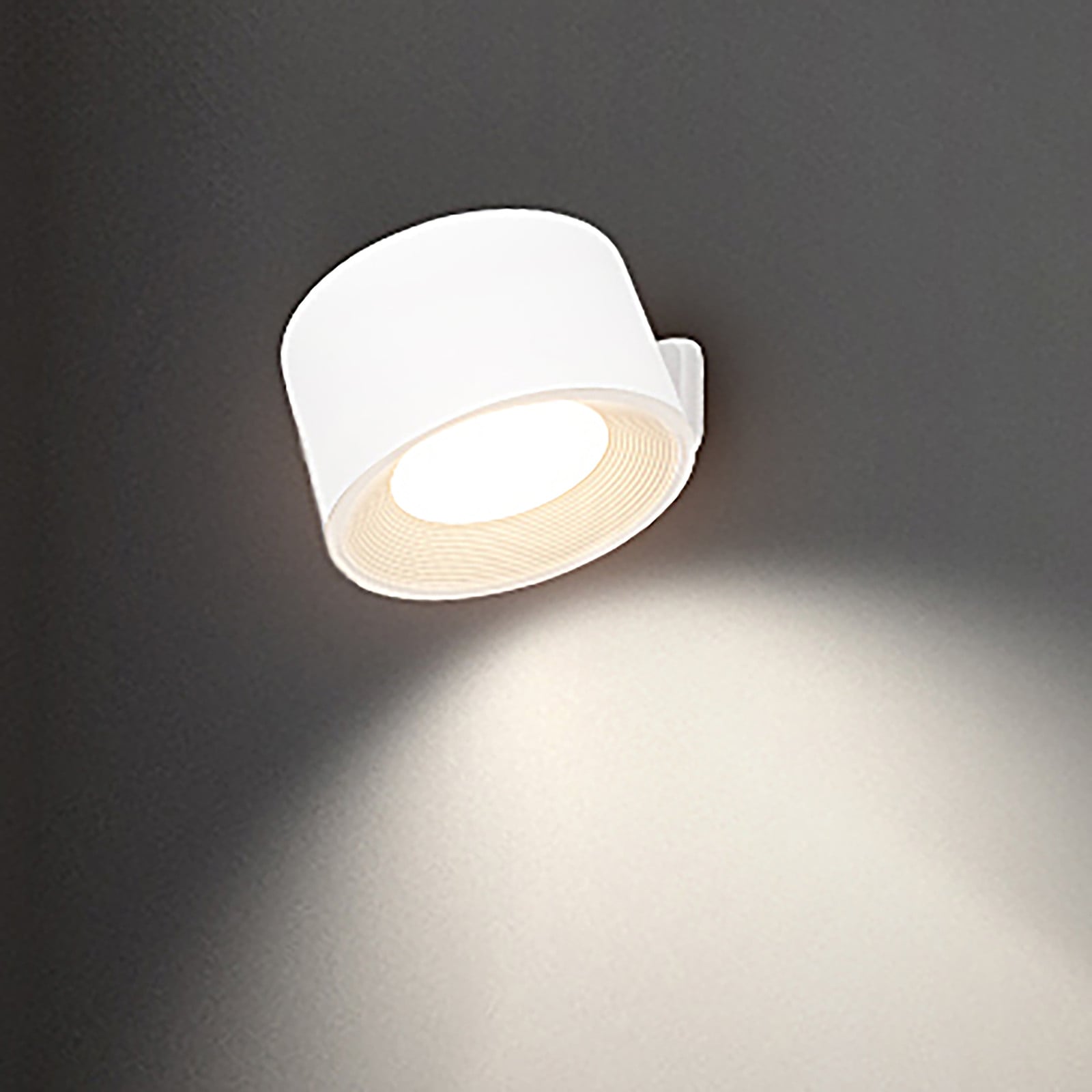 home24 Tari LED-wandlamp op batterij wit