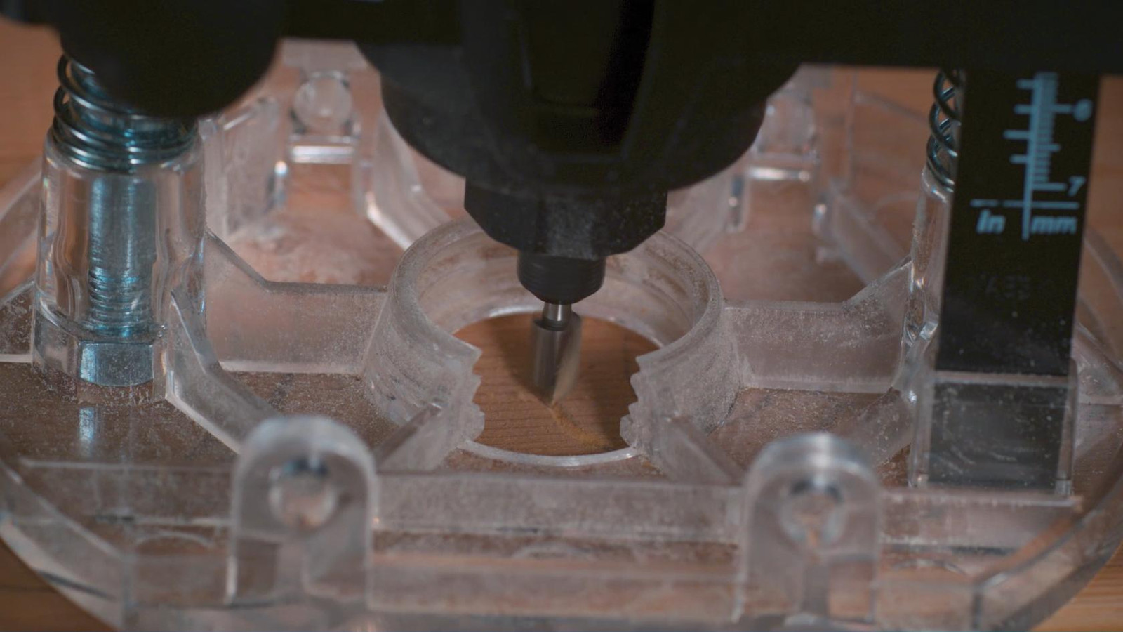 Dremel D640 HSS-frees met V-groef, puntig, Ø 6,4 mm