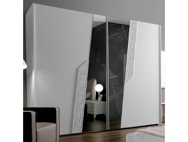 Xlmoebel Kleiderschrank Italienischer Kleiderschrank mit eleganten Linien und Holzoberfläche (1-St., Kleiderschrank) Hergestellt in Italia