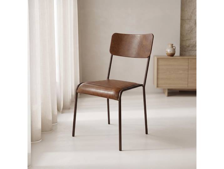 Chaise en cuir marron - Back to school