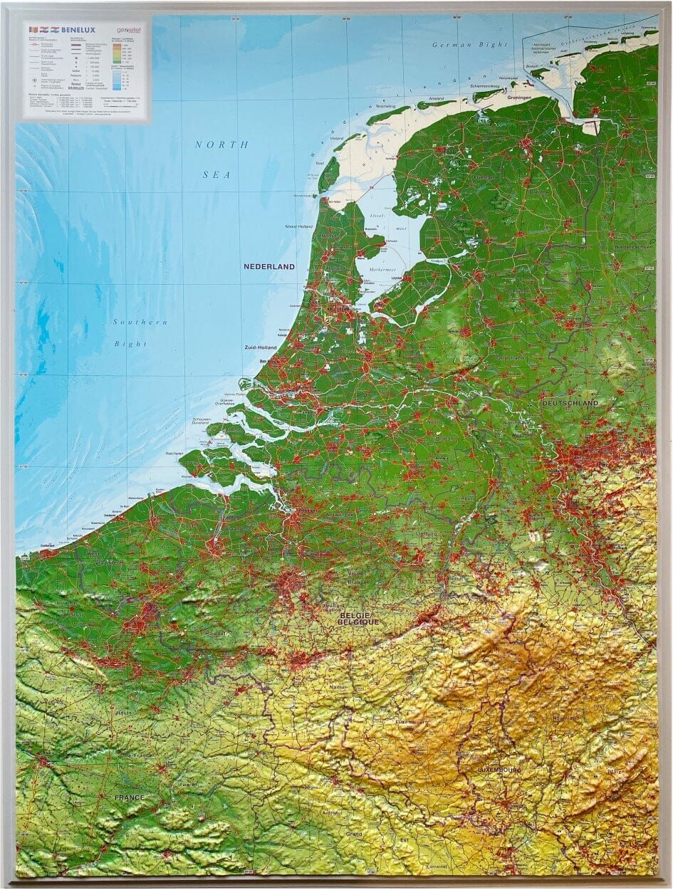 Carte murale en relief - Benelux (en anglais), avec cadre aluminium - 77 x 57 cm   Georelief