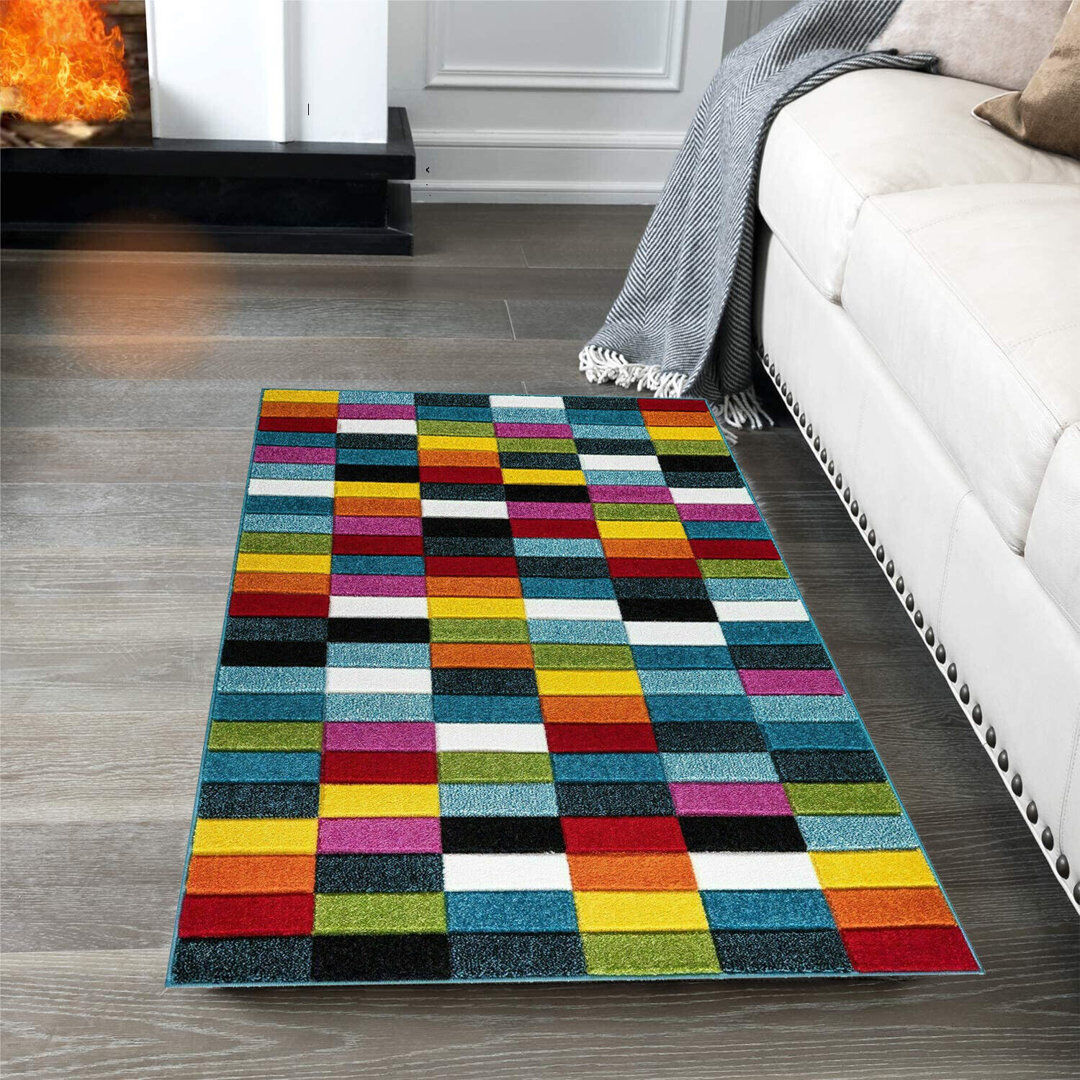 Latitude Run Lili-Ana Geometric Flokati Area Rug Rectangle 80 x 150cm