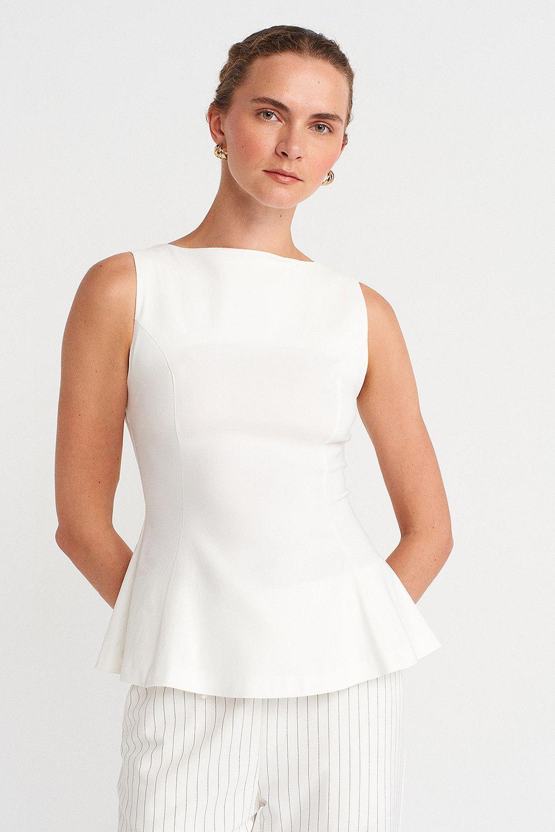 Fitted Seamless Peplum-Top
