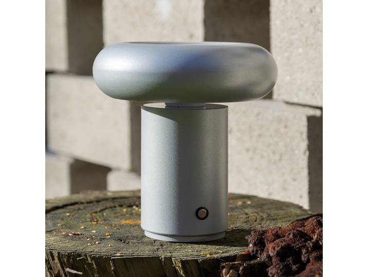 Glimpse Portable LED-Tischlampe, silber, IP44 - &Klevering - Schlafzimmer - Design - Metall - Einflammig