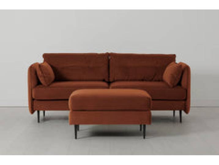 Model 19 Dreisitzer-Sofa mit Polsterhocker, Umbrabraun