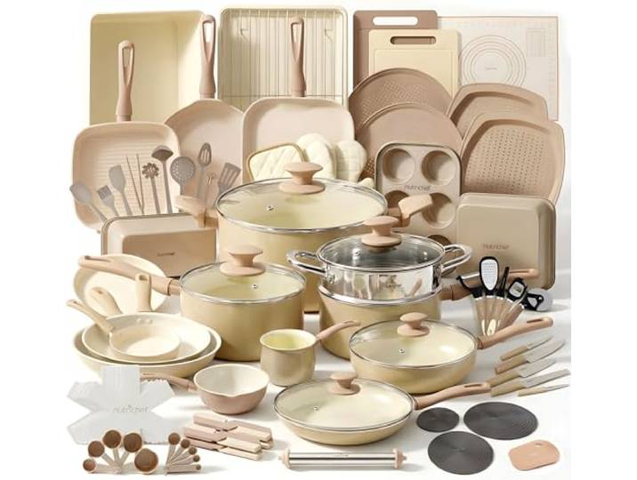 NutriChef Topfset & Pfannenset Induktion 75-teiliges Kochgeschirr Creme Kochtopf Set mit Wok, Grill- und Crêpepfanne, Backblechen, Messern und Küchenutensilien, Keramik Antihaft, für Ceranfeld