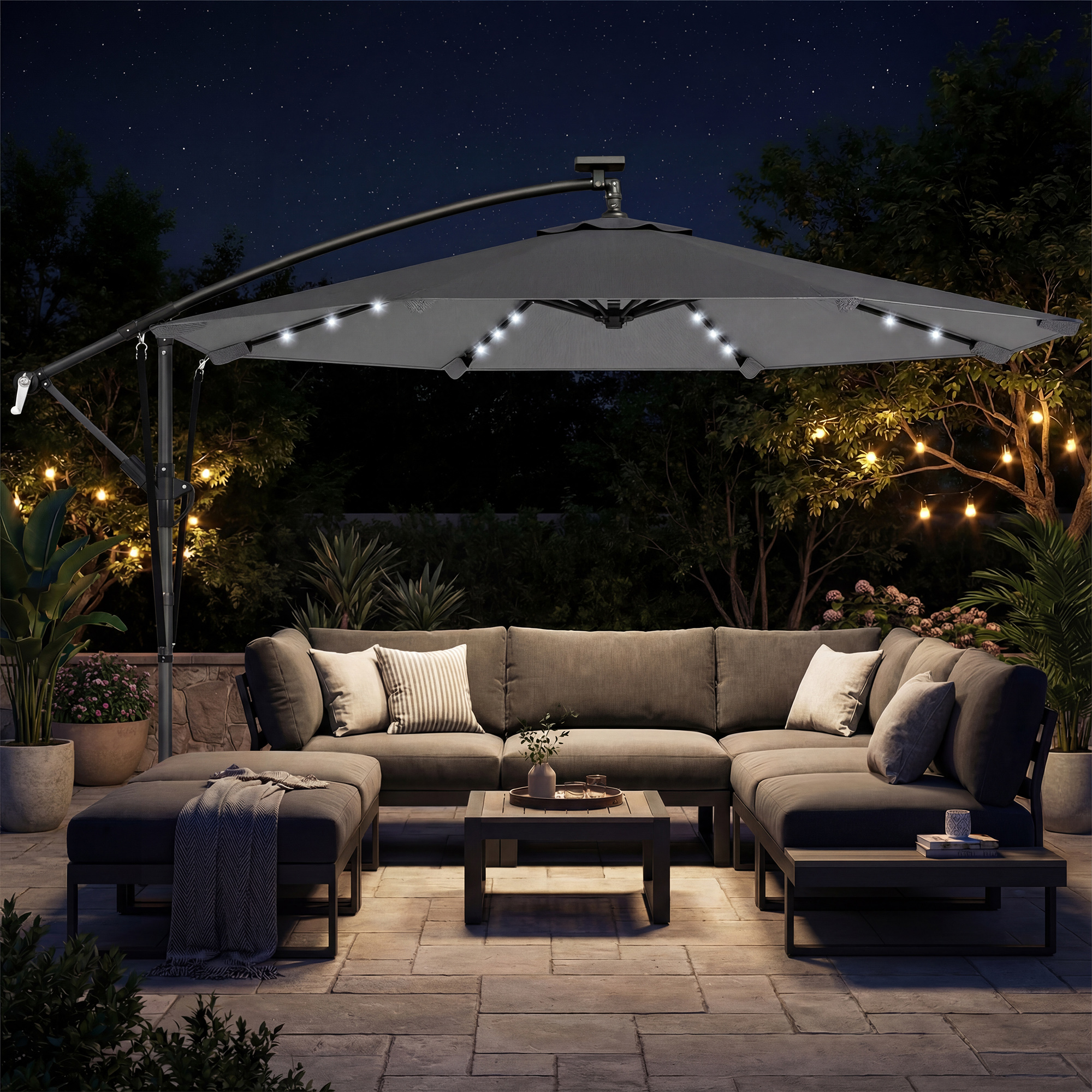 Outsunny Ombrellone a braccio con Luci LED Solari 330x295 cm Ombrellone con Base a Croce Manovella Copertura Protettiva Grigio scuro   Aosom Italy
