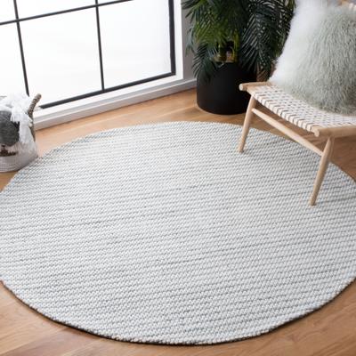 SAFAVIEH Marbella Liadain Wool Rug