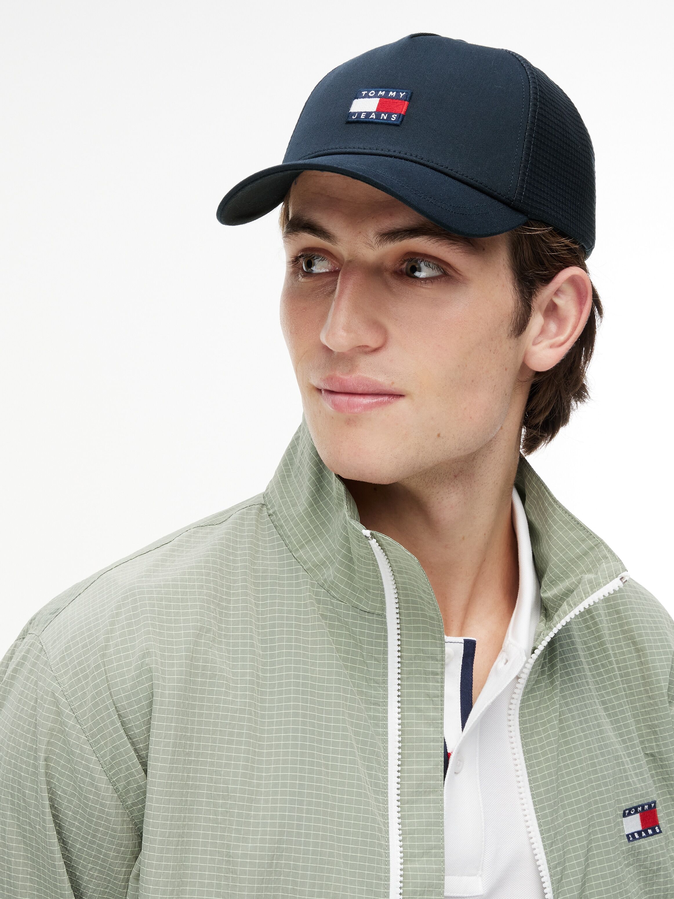 Trucker Cap TOMMY JEANS "TJM HERITAGE TRUCKER", blau (schwarz night navy), Web, Baumwolle, Caps Trucker Cap, Regular fit mit festem Schirm schwarz night navy Einheitsgröße