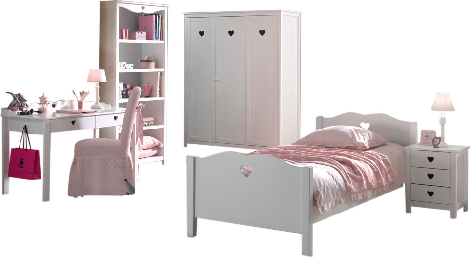 Diese Amori-Kombination besteht aus einem Amori-Bett 90x200 cm mit Lattenrost, einem Amori-Nachttisch, einem Amori-Kleiderschrank mit 3 Türen, einem Amori-Schreibtisch und einem Amori-Bücherregal.