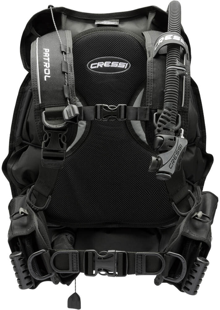 Cressi Sub patrol