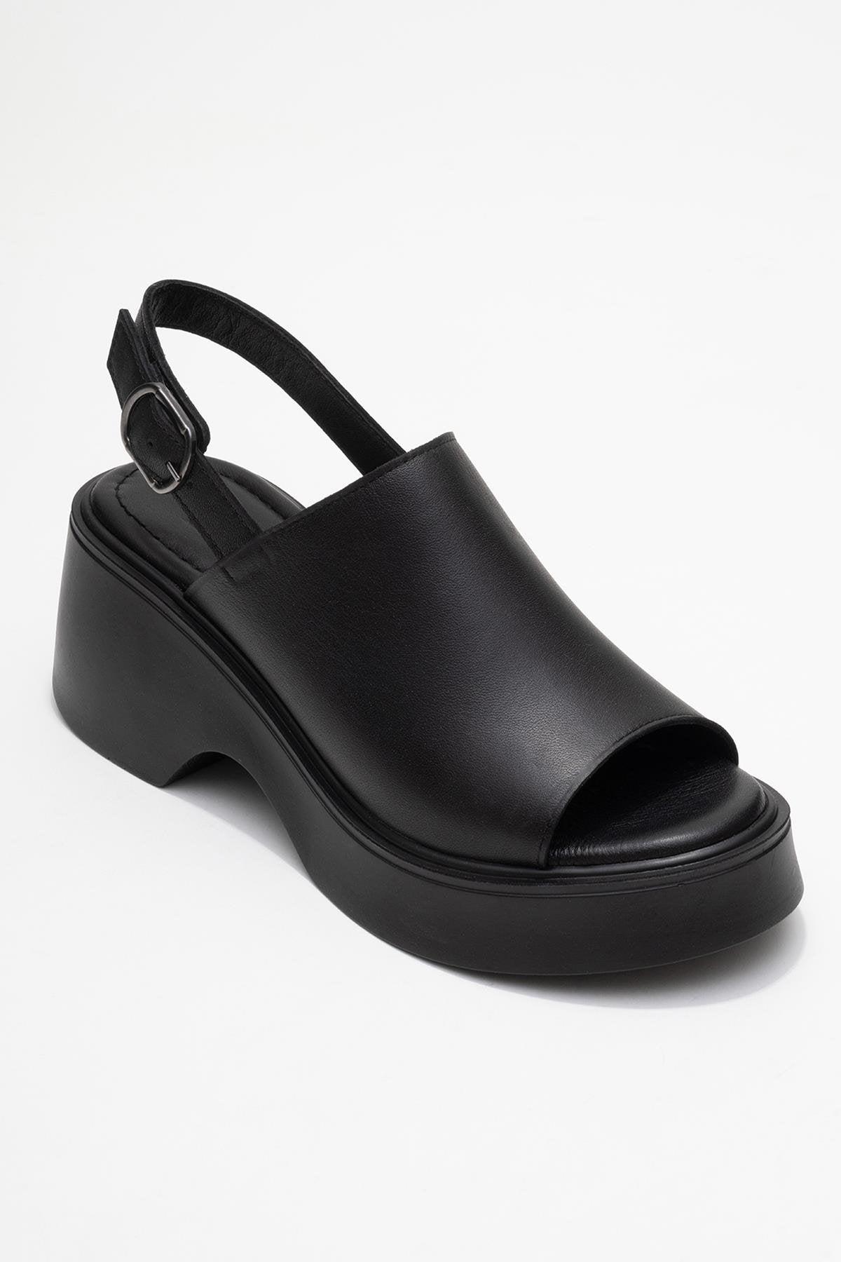 Power Leder Plateau Keilabsatz Sandalen (Women)