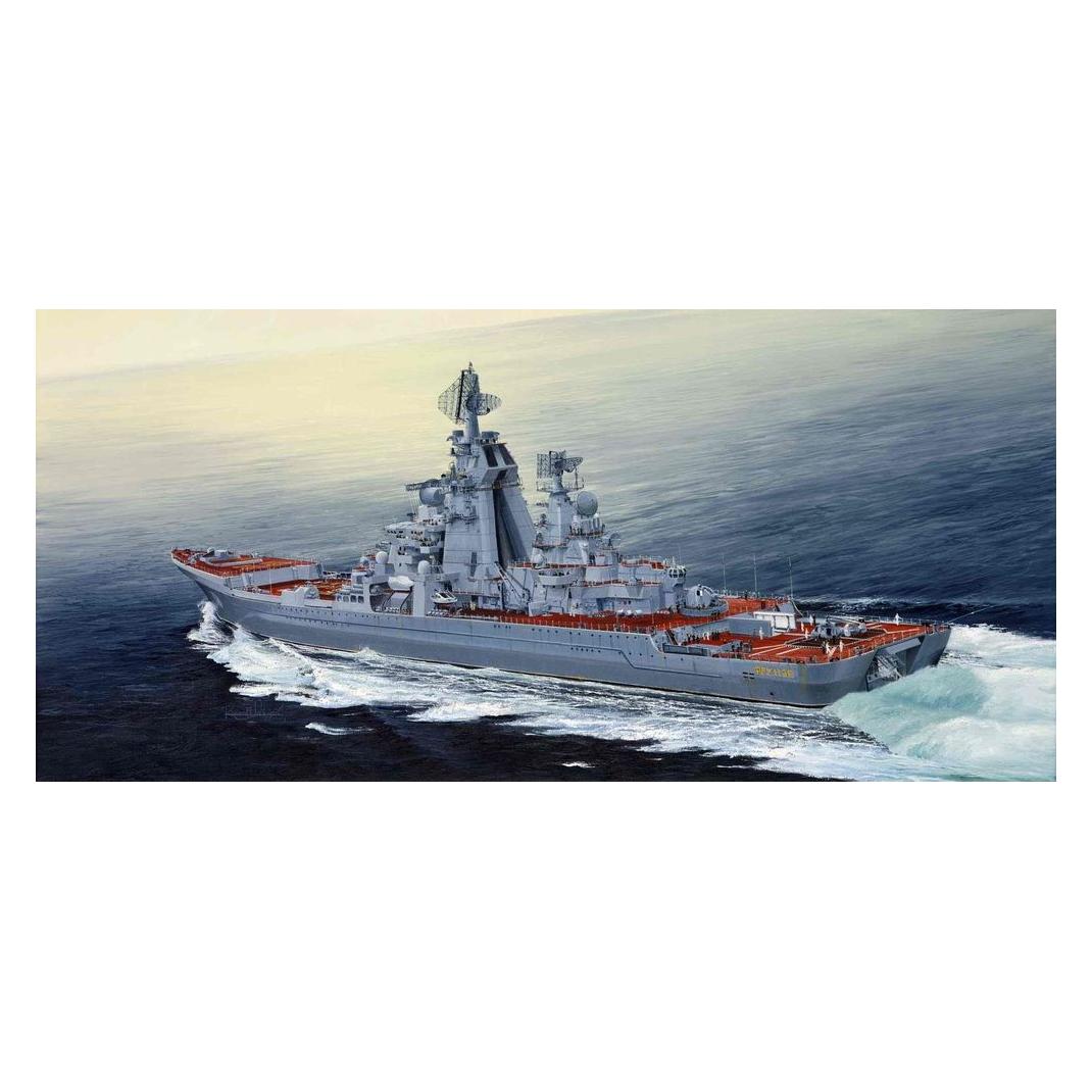Trumpeter Russian cruiser Admiral Lazarev Ex-Frunze (04521)