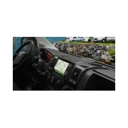 ESX VNC1045-DBJ-4G Fahrzeugspezifischer i45 Smart Naviceiver mit 25,6 cm (10....