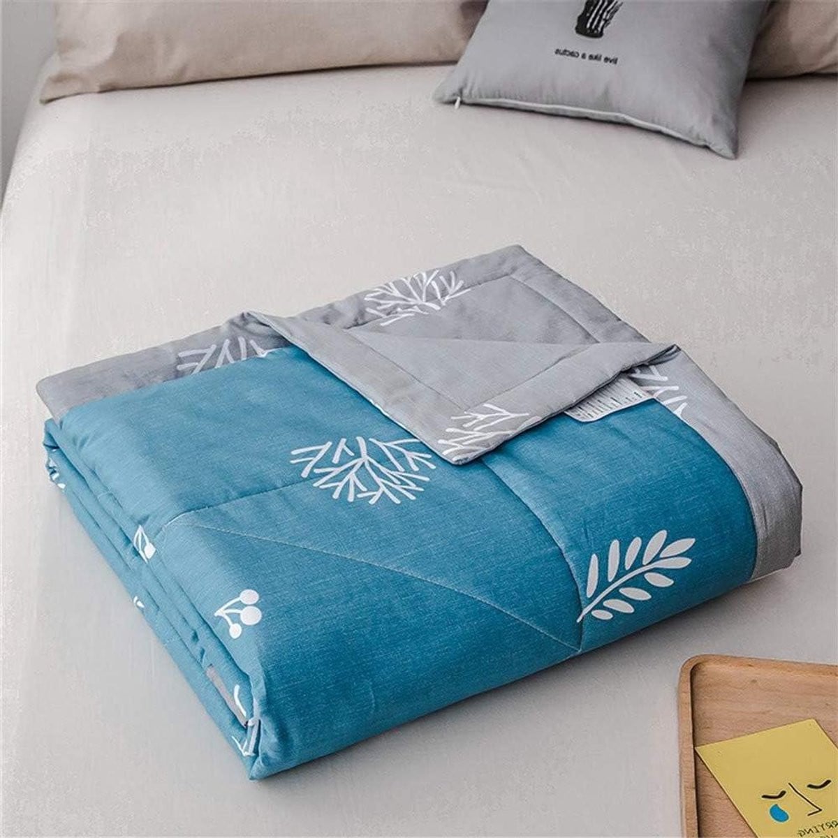 Effengekleurd Zomer Dekbed met Hypoallergene Holle Vezel - 200 x 230 cm