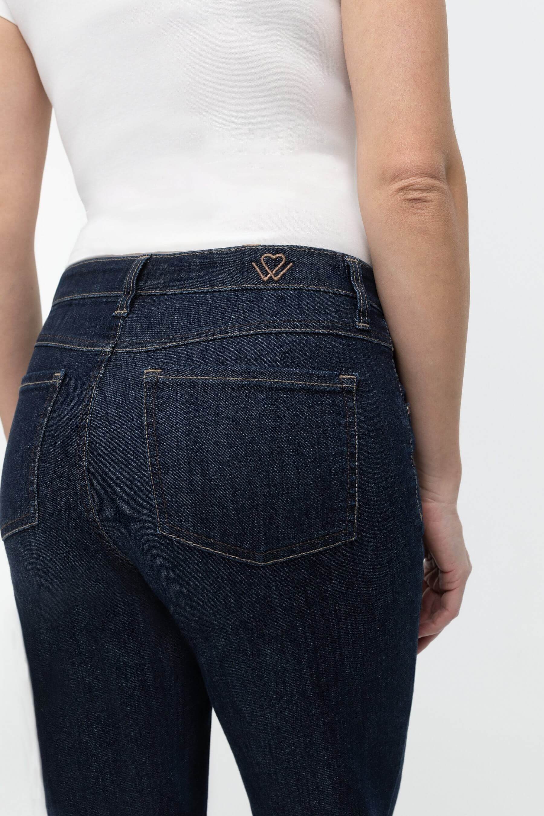 wonderjeans "Relaxed Straight" Cool, modern und vielseitig zu stylen