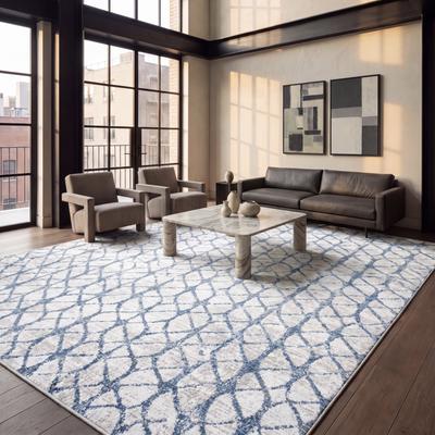 SAFAVIEH Amelia Polly Geometric Distressed Rug