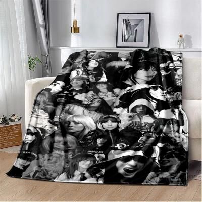 Uplift Picks Billie Eilish Flannel Throw Blanket Soft Warm Music Fan Bed Cover 5 180x220 Cm