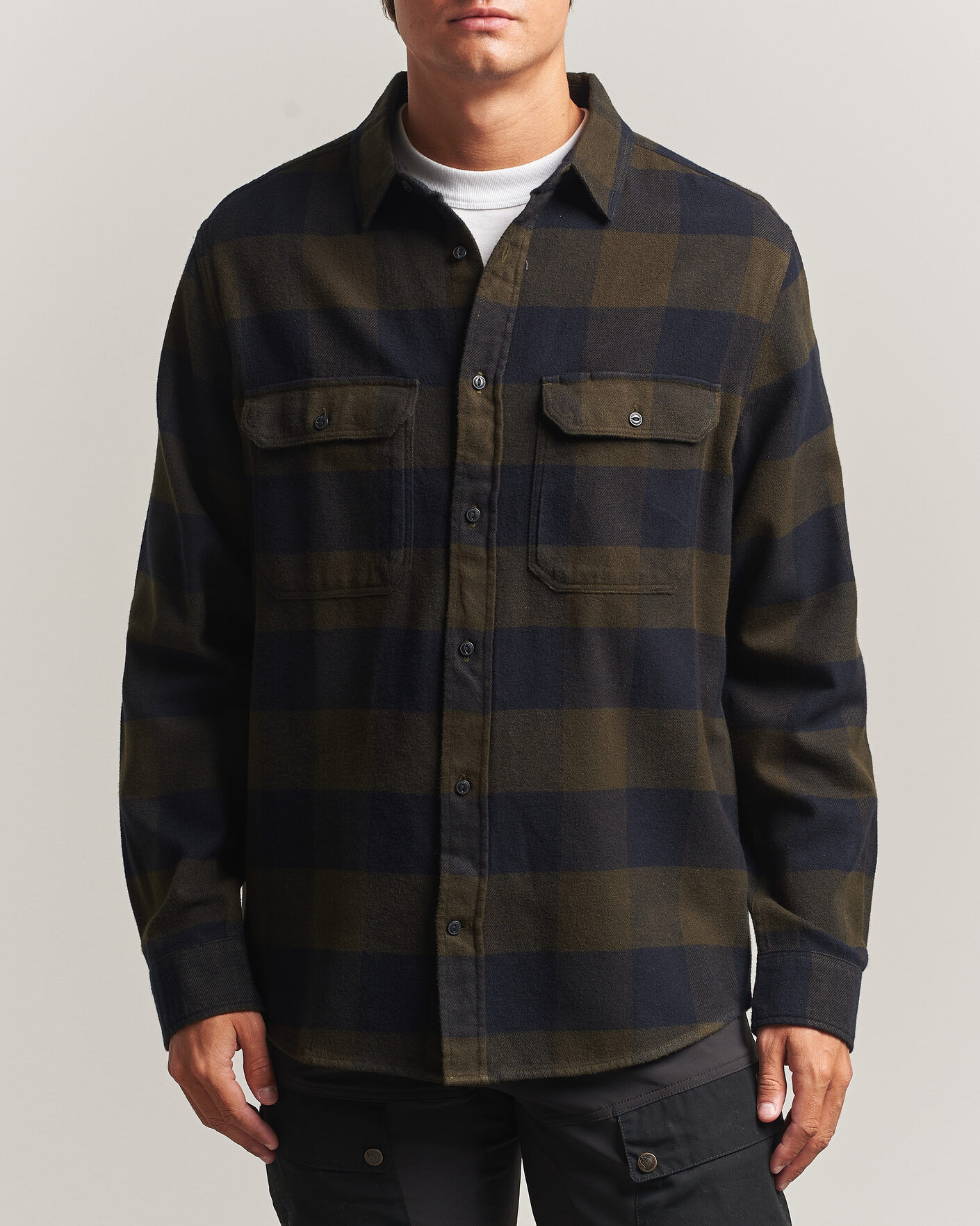 Fjällräven Övik Heavy Flannel Shirt Deep Forest men M Grøn