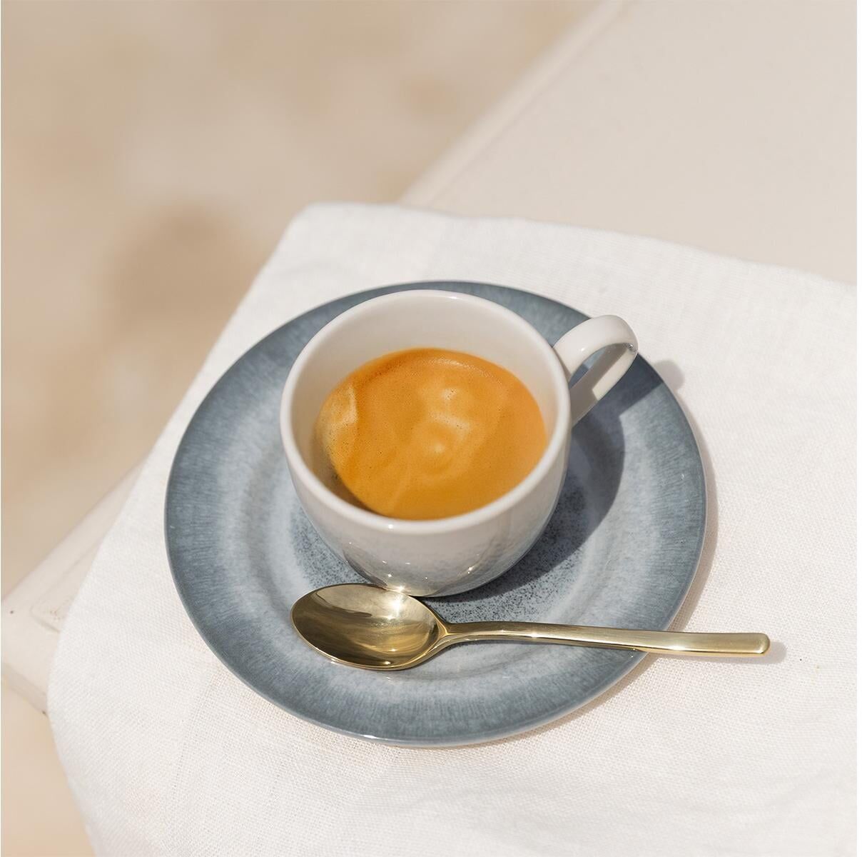 Espressotasse "Lunasol Elements Vulcano 8-tlg.", grau (hellgrau), 90ml, Steingut, Trinkgefässe, Espressotasse hellgrau 90ml