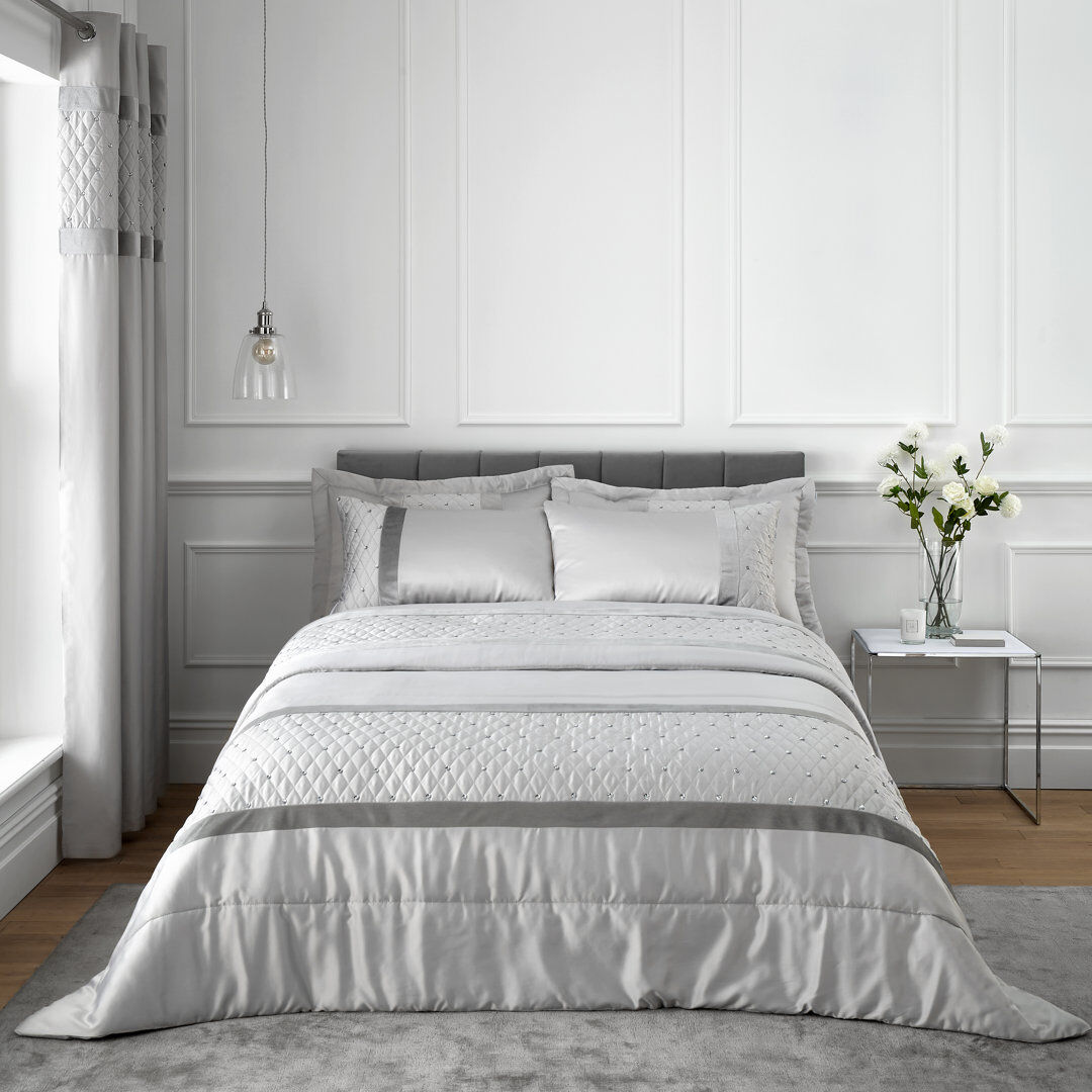 Catherine Lansfield Sequin Cluster 240x260cm Bedspread Silver 240x260cm