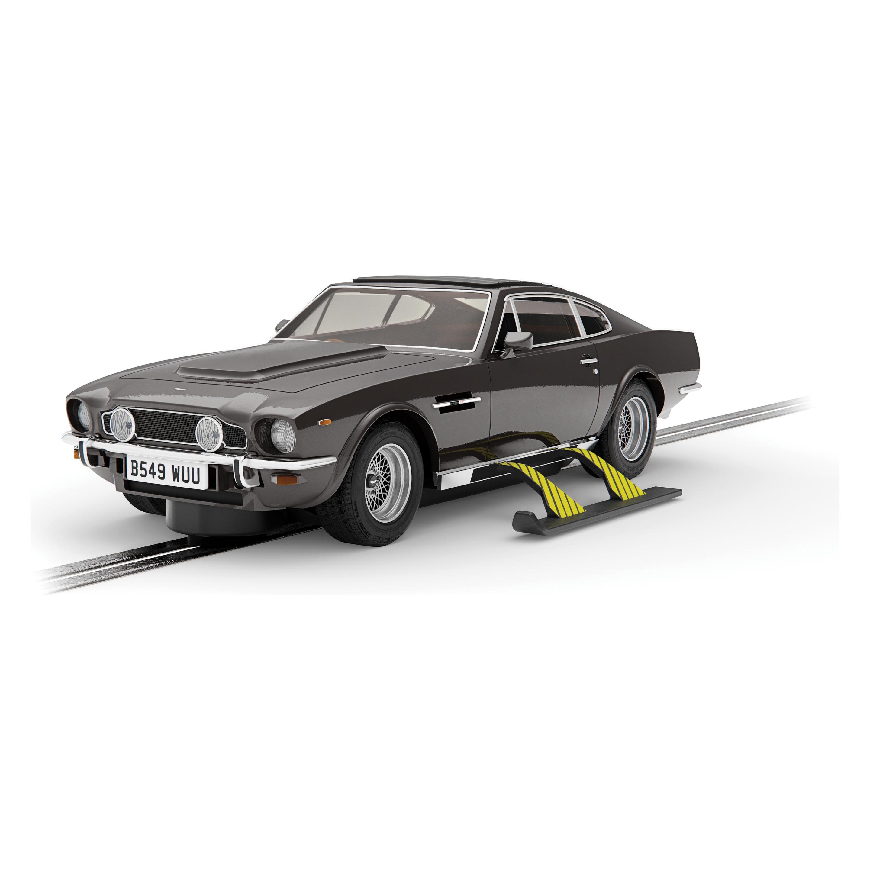 Hornby James Bond Aston Martin V8 - The Living Daylights (C4239)