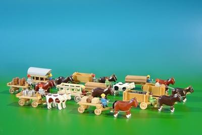 Erzgebirgische Volkskunst Houten Kar met Paard van Volker und Heiko Flath