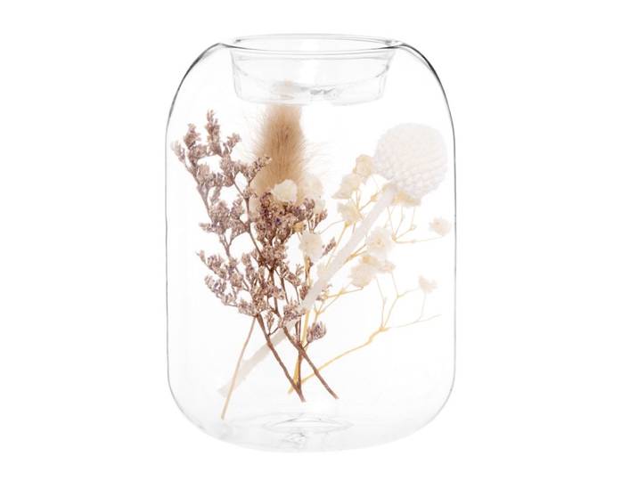 Windlicht aus Glas mit getrockneten Blumen