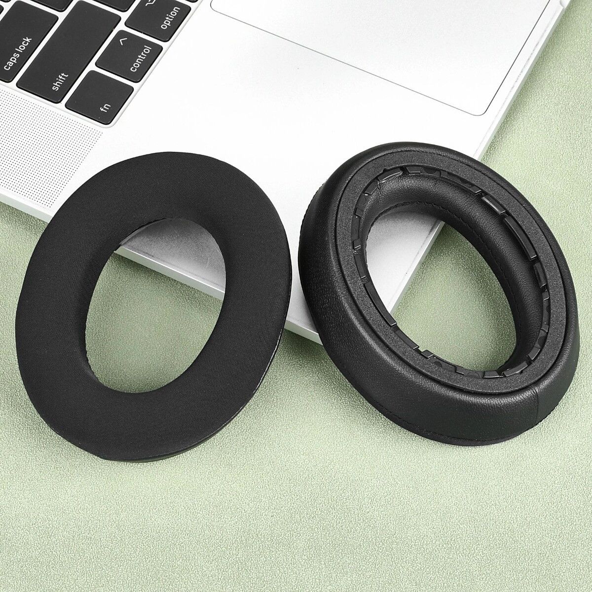 INF Coussinets d'oreille rafraîchissants compatibles avec Sennheiser Accentum et Accentum Plus, noirs, lot de 2