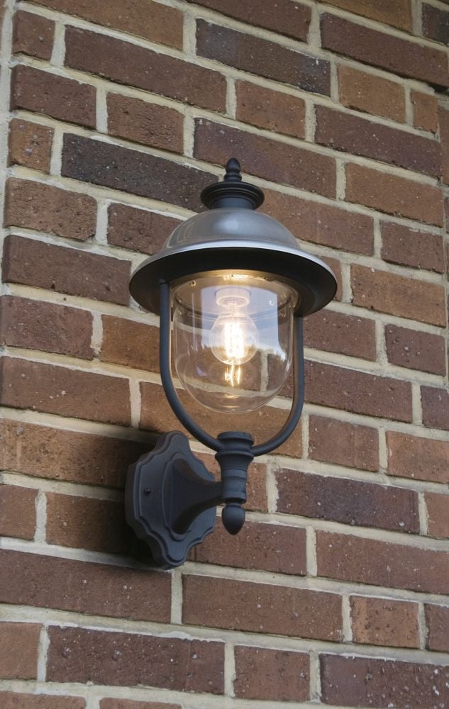 Konstsmide Parma Wandlamp in Zwart en Zilver met Glas