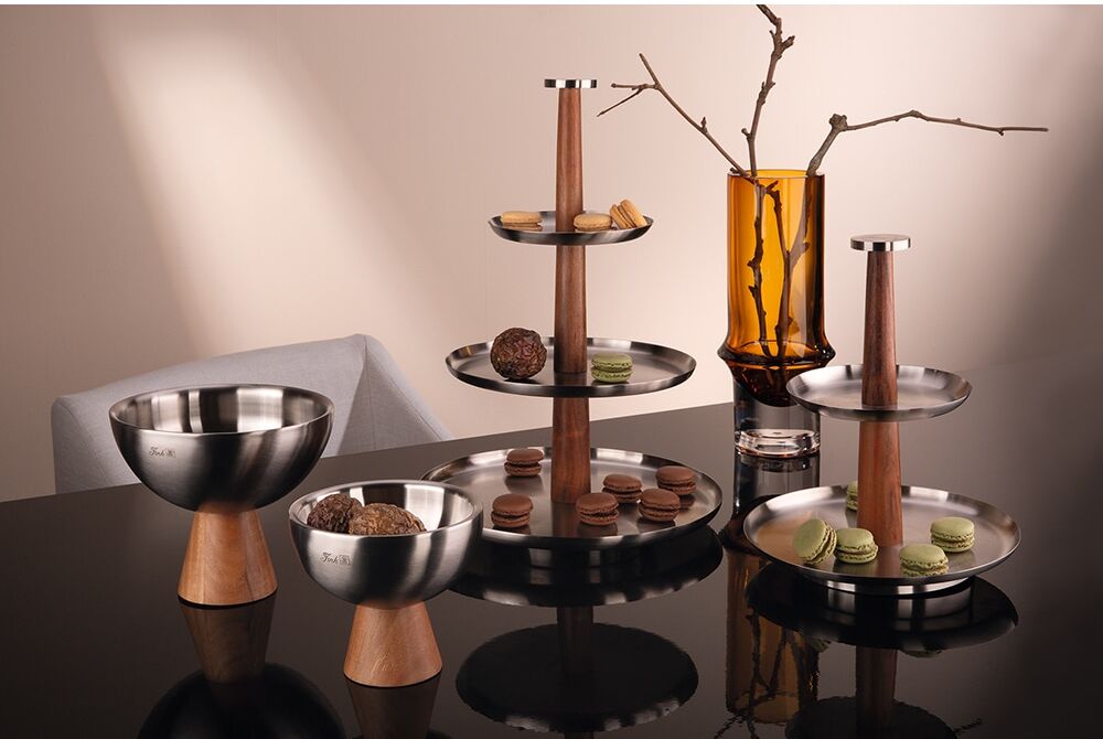 Etagere FINK "ROMA", silberfarben, braun, H:42,5cm Ø:30,5cm, Edelstahl, Massivholz, Servierplatten, Etagere silberfarben, braun Ø 30,5cm