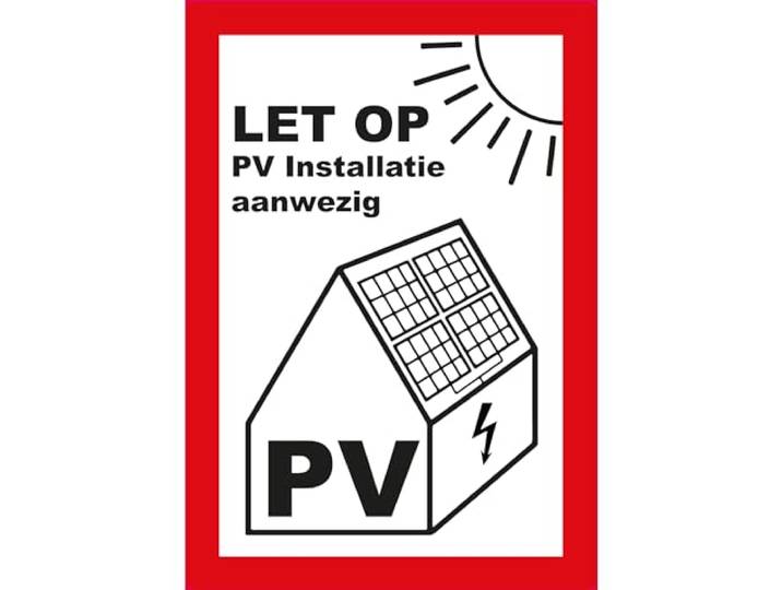 15 stuks 50x35 mm PV Sticker NEN1010 - LET OP: PV installatie aanwezig