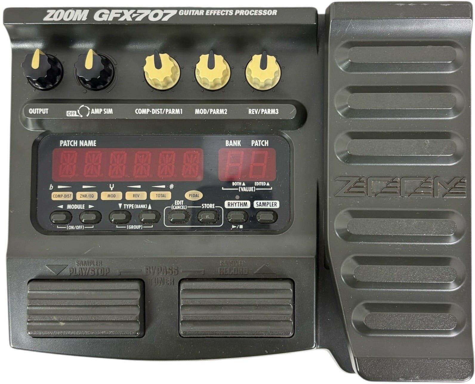Zoom GFX-707 Effects Processor Pedal   original - Refurbished