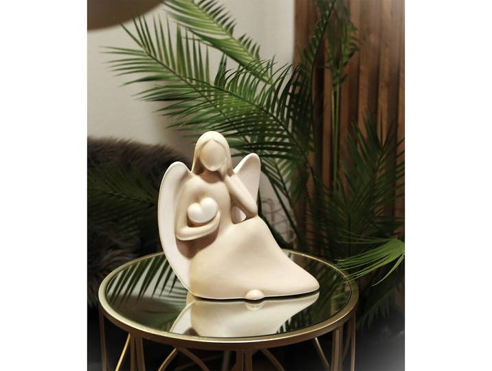 Deko-Engelfigur Gabi mit Herz 26 x 27 x 13cm Beige