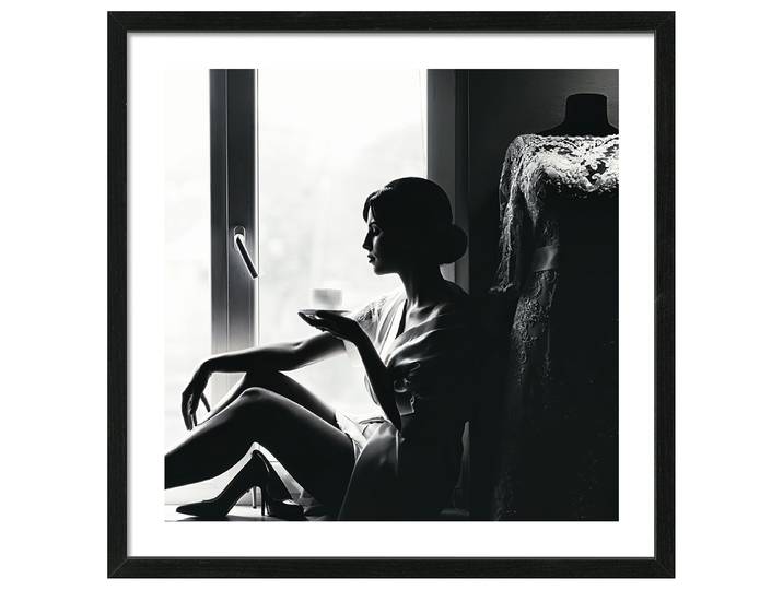 Bild Lady Drinking Coffee Glas: Floatglas Rahmen: Mitteldichte Holzfaserplatte MDF , foliert Schwarz/Weiß 53 x 53 x 2cm