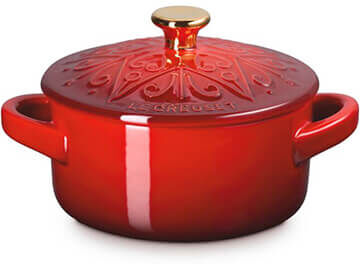 Le Creuset L'Etoile Cerise Christmas Stoneware Petite Round Casserole