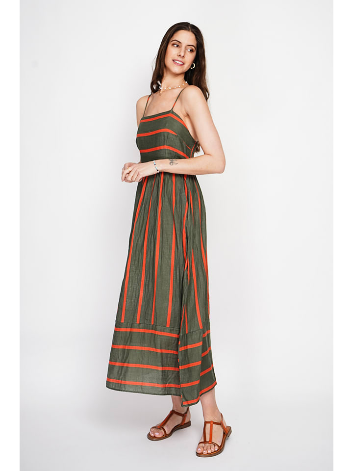Le Jardin du Lin Kleid in Khaki - 38