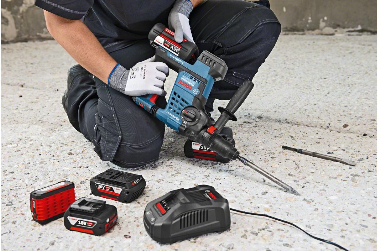 Werkzeug-Akku-Ladetechnik BOSCH PROFESSIONAL "GBA 36 V 6.0 Ah", rot (weiß, neutral), Ladegeräte, Werkzeug-Akku-Ladetechnik weiß, neutral Einheitsgröße