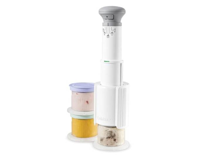 Cuisinart Freeze Wand® Sorbetière Inclus : 3 pots à dessert de 240 ml 5 programmes : Glace\, Sorbet\, Milkshake\, Granité\, Mélanges riche en protéines\, sans produits laitiers\, végan