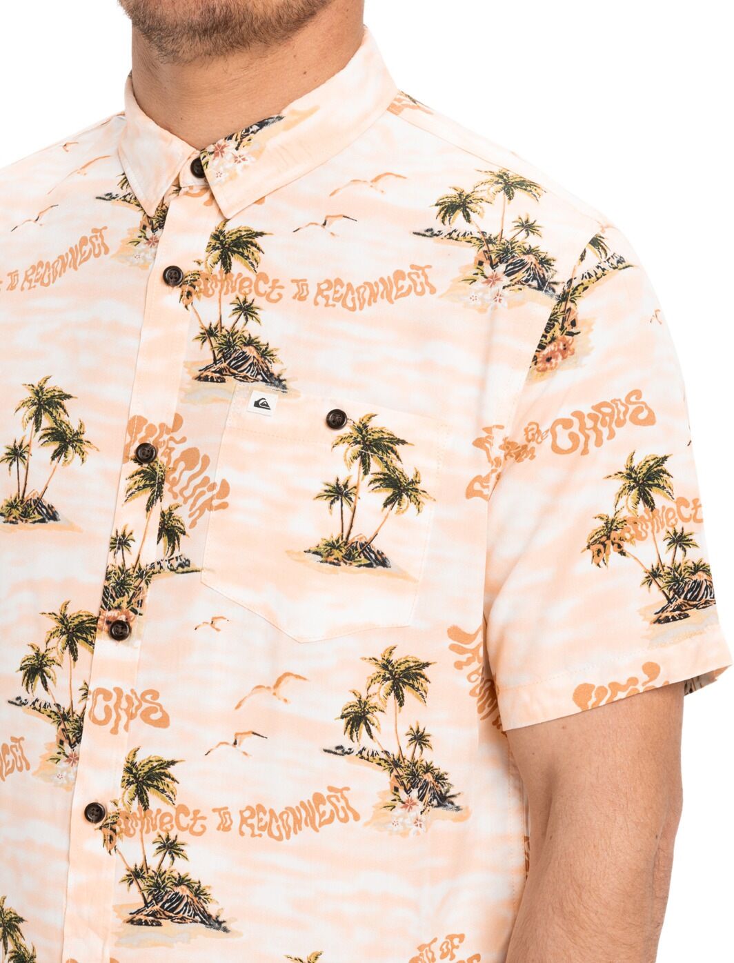Kurzarmhemd QUIKSILVER "Safe Paradise", Herren, Gr. XS, beige (peach parfait naturama 32x32), Obermaterial: 100% Viskose., Hemden Kurzarmhemd peach parfait naturama 32x32 XS