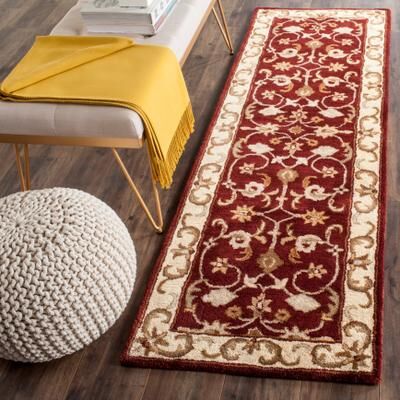SAFAVIEH Handmade Royalty Red/ Ivory Wool Rug