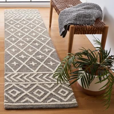SAFAVIEH Handmade Metro Ibbine Moroccan Boho Wool Rug
