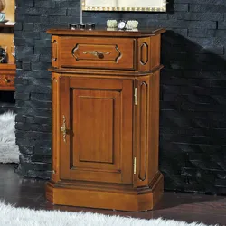 Dielen Kommode im klassischen Stil Nussbaumfarben