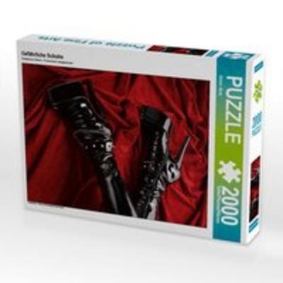 CALVENDO Puzzle Gefährliche Schuhe | 2000 Teile Lege-Größe 90x67cm Foto-Puzzle für glückliche Stunden