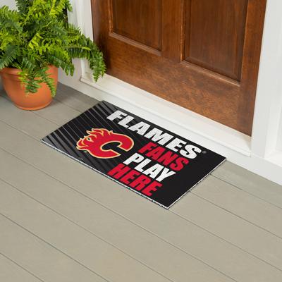 Evergreen "28 in. x 16 in. Calgary Flames ""Fans Play Here"" PVC Door Mat"