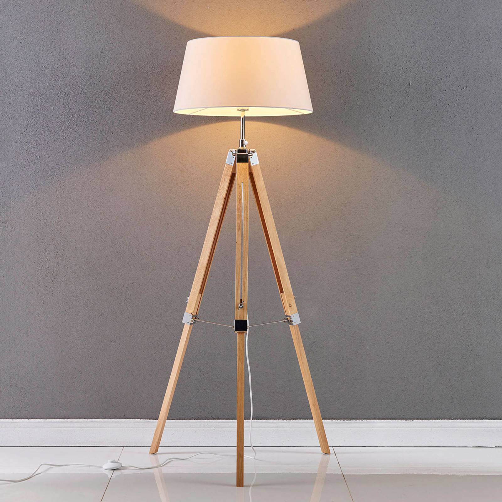 Wooden Floor Lamp Katie Lindby, White / opal, Living / Dining Room, Wood, Scandinavian, Floor Lamp